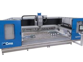 speed 3-4 interpolated axes machining center