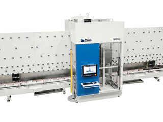 taktika Vertical machining center
