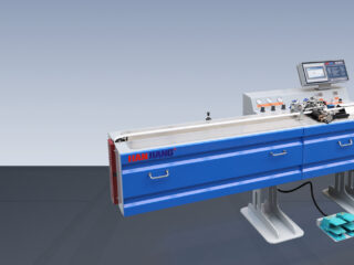 Automatic butyl extruder